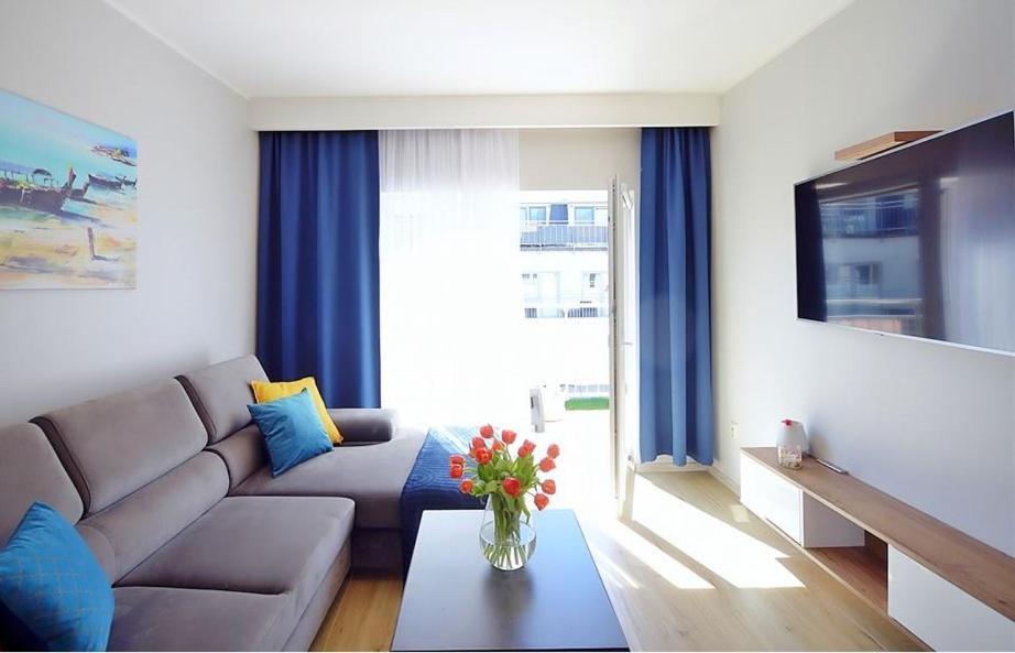 Adrian Apartament